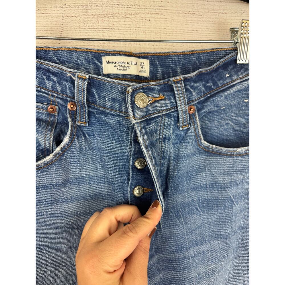 Abercrombie & Fitch Women's The 90's Baggy Low Rise Washed Jeans Size 4/27 - Picture 4 of 11